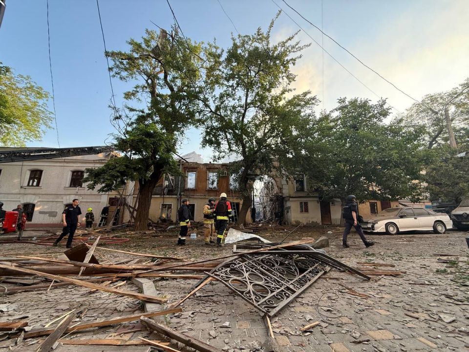 Олег Царёв: ВС РФ нанесли комбинированные удары по военным целям в десяти областях Украины Олег Царёв: ВС РФ нанесли комбинированные удары по военным целям в десяти областях Украины