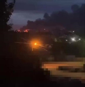 WarGonzo: Кадры ударов по объектам ТЭК в Кременчуге