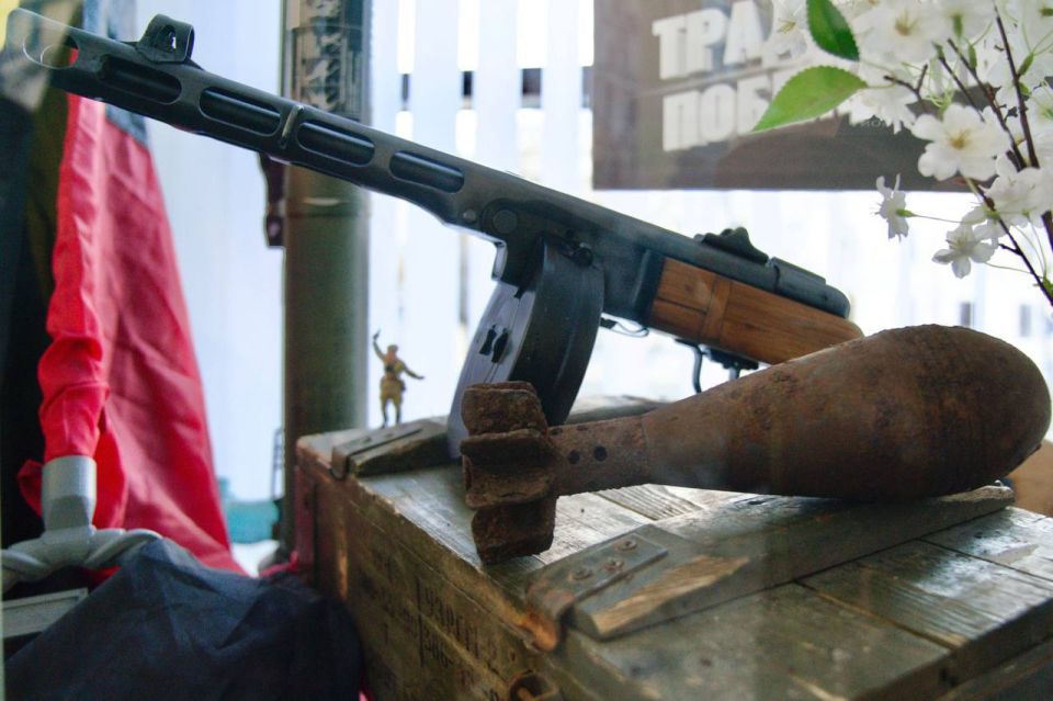 Глава Минстроя России Ирек Файзуллин провел рабочую встречу с Губернатором Приморского края Олегом Кожемяко Глава Минстроя России Ирек Файзуллин провел рабочую встречу с Губернатором Приморского края Олегом Кожемяко