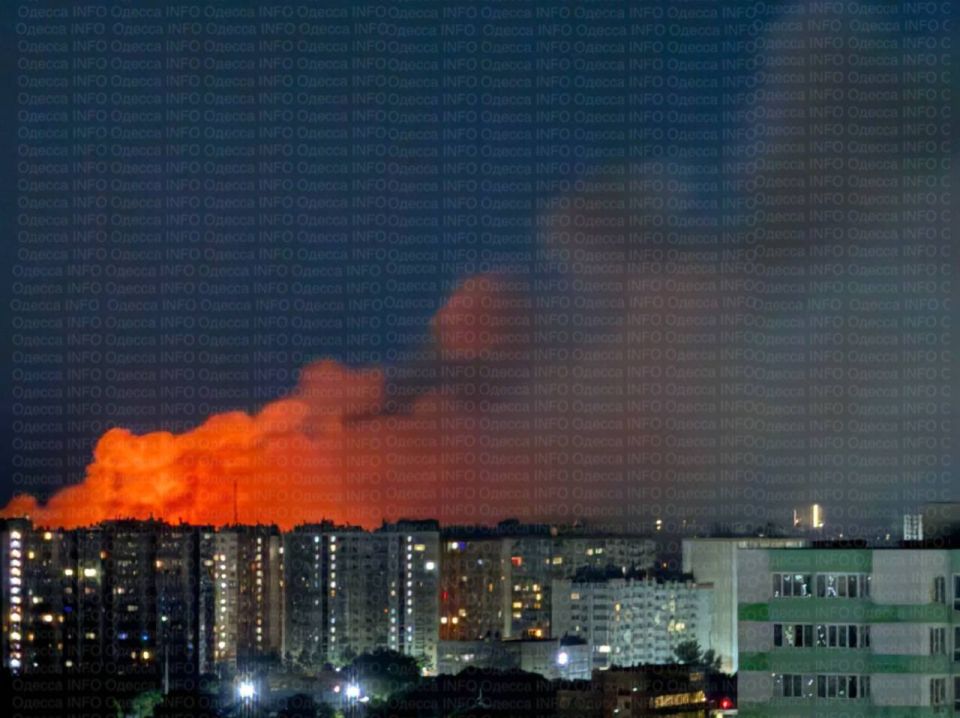 Одесса в огне: «Герани» устроили жаркую ночь для врага Одесса в огне: «Герани» устроили жаркую ночь для врага