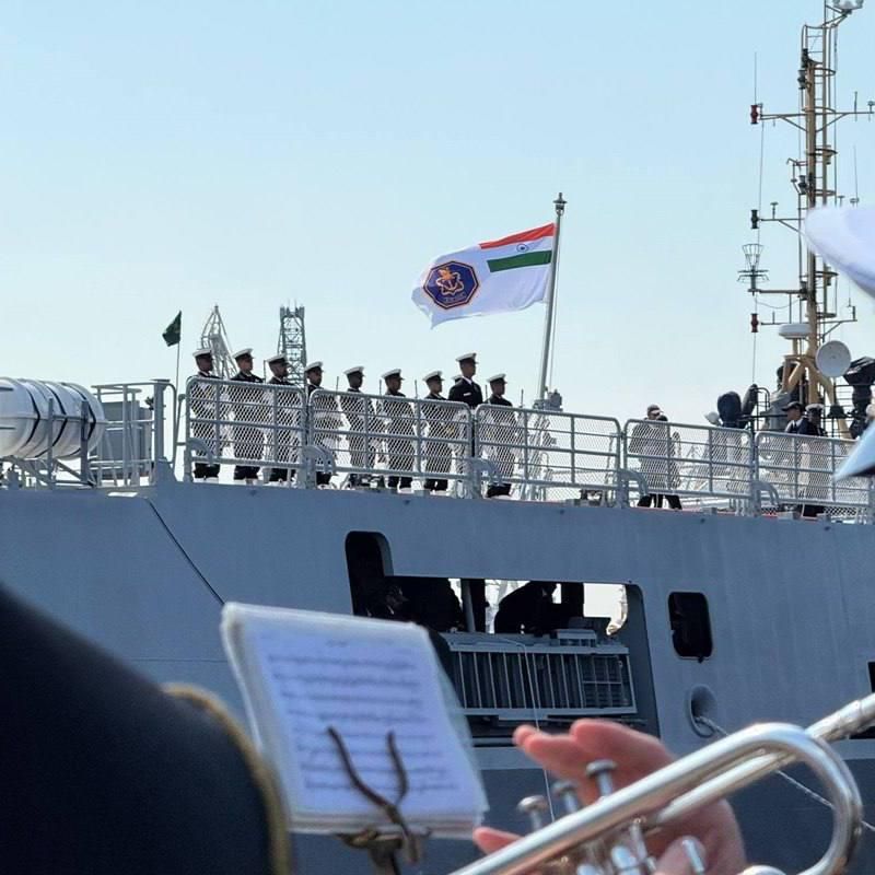 Санкт-Петербург преображается перед празднованием ВМФ Санкт-Петербург преображается перед празднованием ВМФ