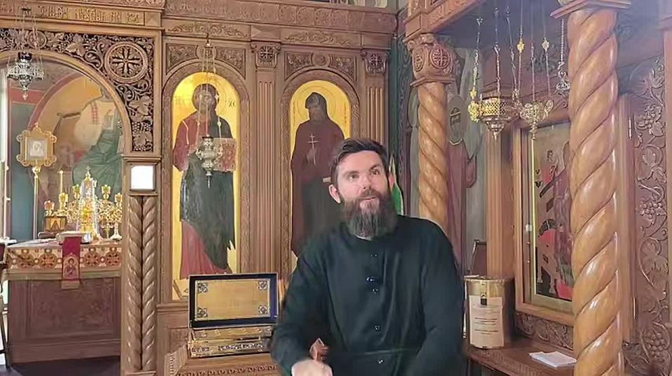 Роман Голованов: Как святой Пантелеимон пришел к больному мальчику и исцелил его