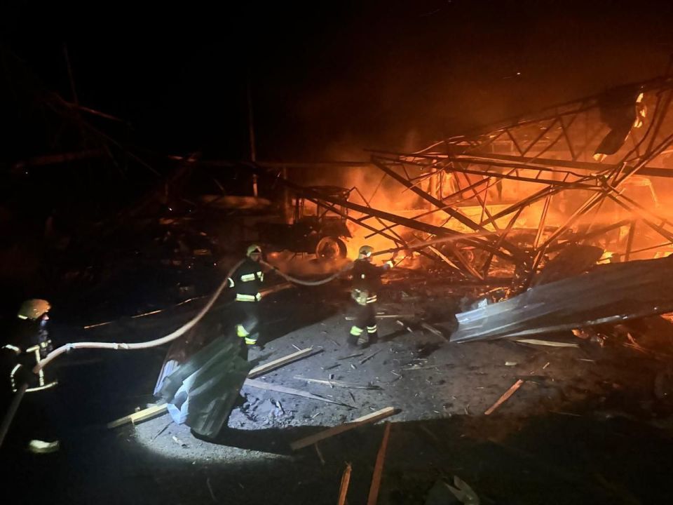 Олег Царёв: ВС РФ ночью нанесли удары по военным объектам в шести областях Украины Олег Царёв: ВС РФ ночью нанесли удары по военным объектам в шести областях Украины