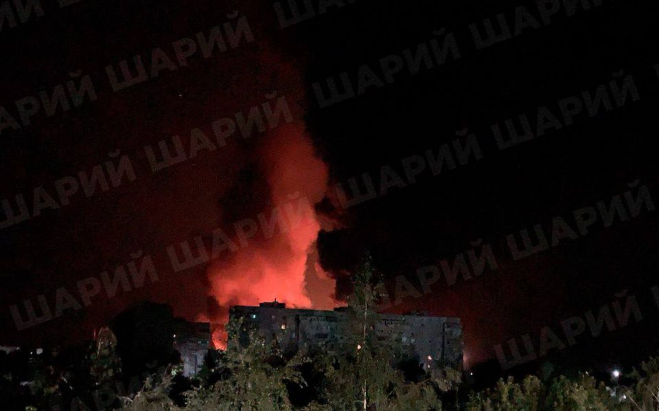 Российская армия на данный ремень наносит комбинированный удар по целям в Кременчуге Полтавской области Российская армия на данный ремень наносит комбинированный удар по целям в Кременчуге Полтавской области