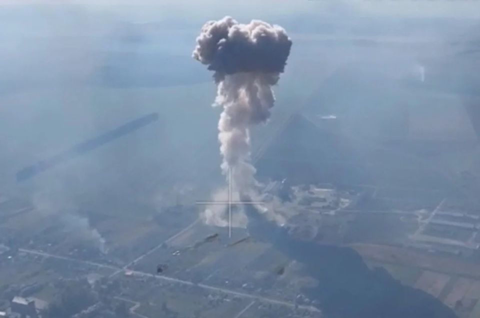 Сводка СВО, 19 августа. В Мирнограде ударом ФАБ-3000 уничтожен пункт временной дислокации одного из батальонов 14 отдельной бригады особого назначения Нацгвардии ВСУ