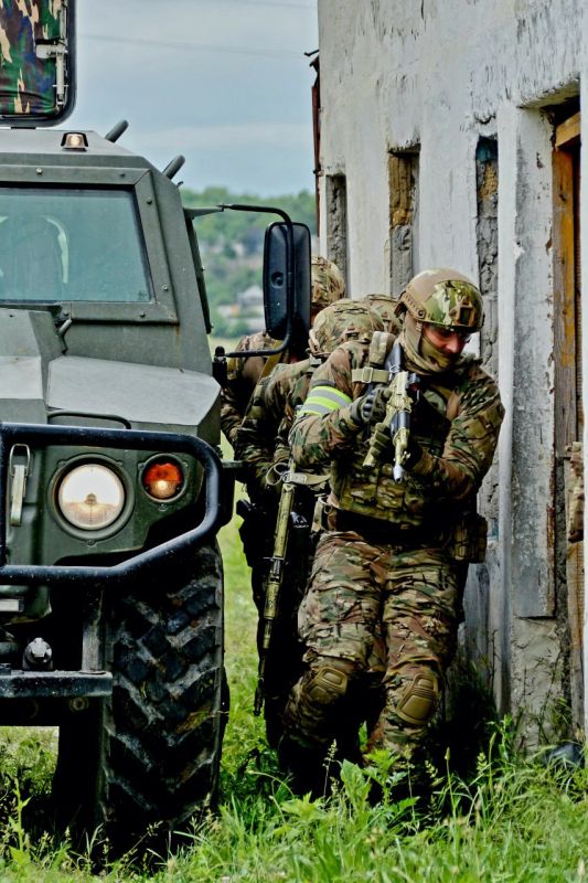     , 24  2014 ,       ,  ,  ,    -   ...