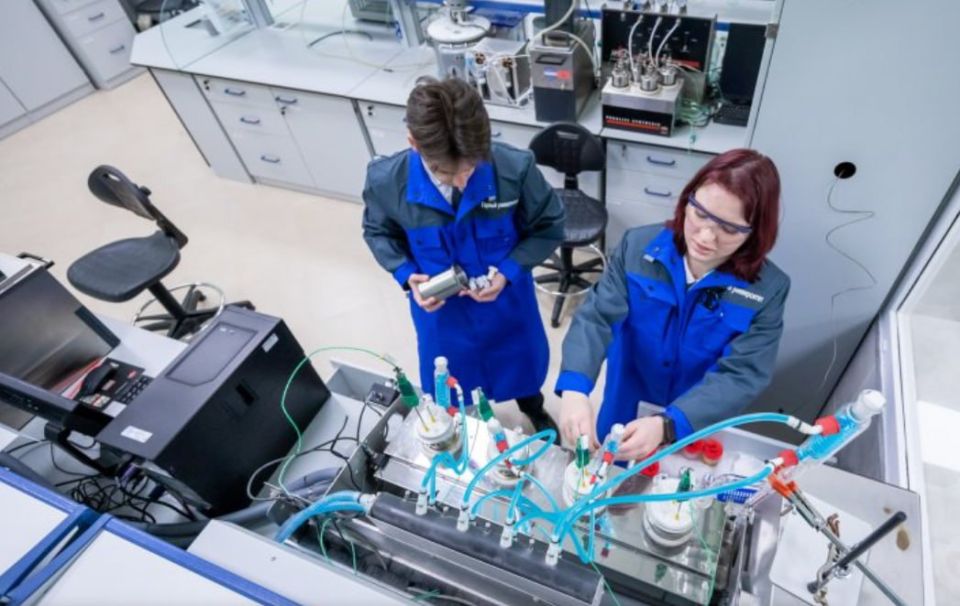 Наука стала трендом: студенческие научные объединения (СНО) Санкт-Петребургского Горного университета предоставляют студентам возможность делать первые шаги в науке, заниматься ее популяризацией, публиковать статьи и... Наука стала трендом: студенческие научные объединения (СНО) Санкт-Петребургского Горного университета предоставляют студентам возможность делать первые шаги в науке, заниматься ее популяризацией, публиковать статьи и...