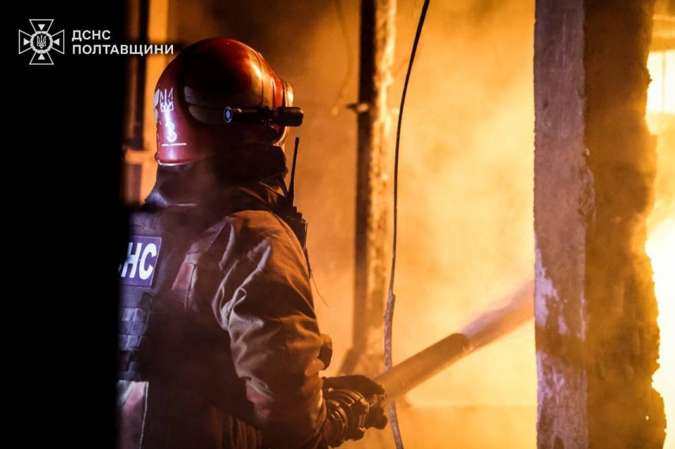 Массированная атака на Полтаву и область: объекты врага пылают после ударов "Гераней"