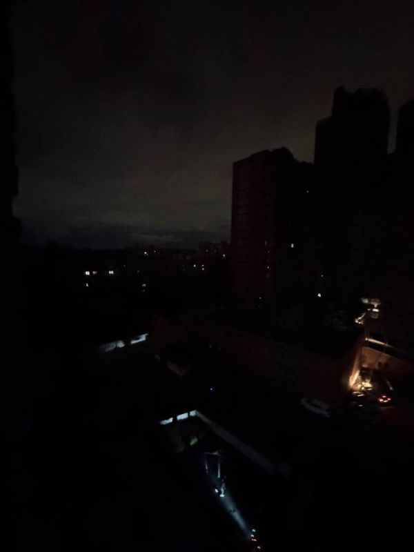 В Киеве произошло отключение электроэнергии В Киеве произошло отключение электроэнергии