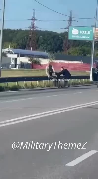 Полтава. Ничего особенного, просто еще велосипедист, который не хочет умирать за киевский режим