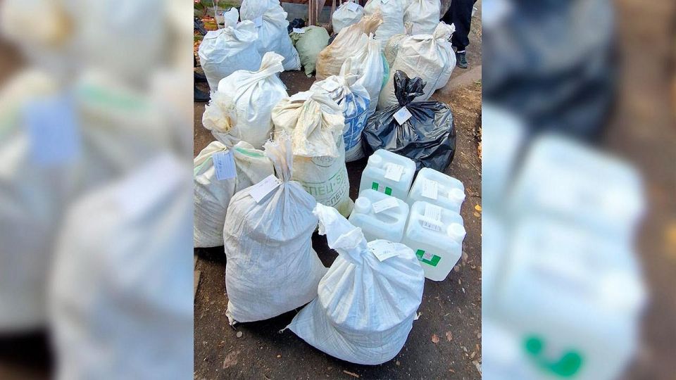 В Приамурье полицейские уличили жителя села Нижняя Полтавка в заготовке более центнера марихуаны В Приамурье полицейские уличили жителя села Нижняя Полтавка в заготовке более центнера марихуаны