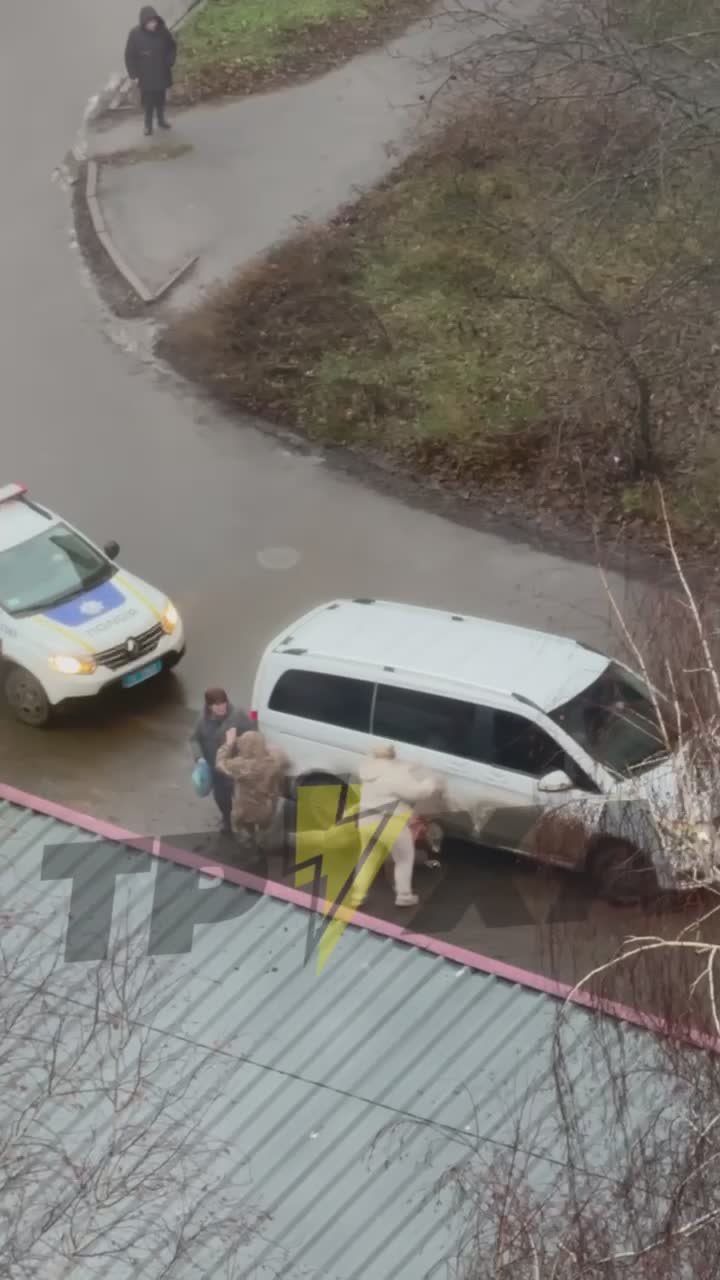 В Полтаве автомобиль ТЦК переехал военкома