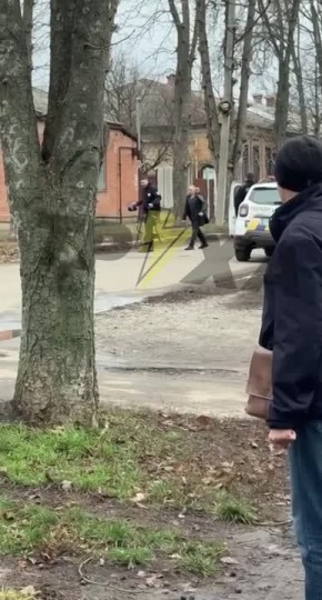 Питбуль пытался «отбить» своего хозяина от мобилизации в Полтаве