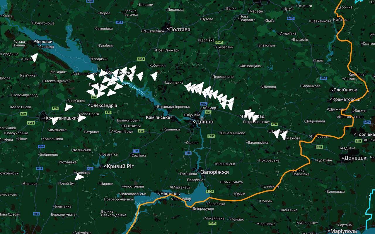 Ночь взрывов в Кременчуге: три «Искандера» и полсотни дронов обрушились на Полтавскую область