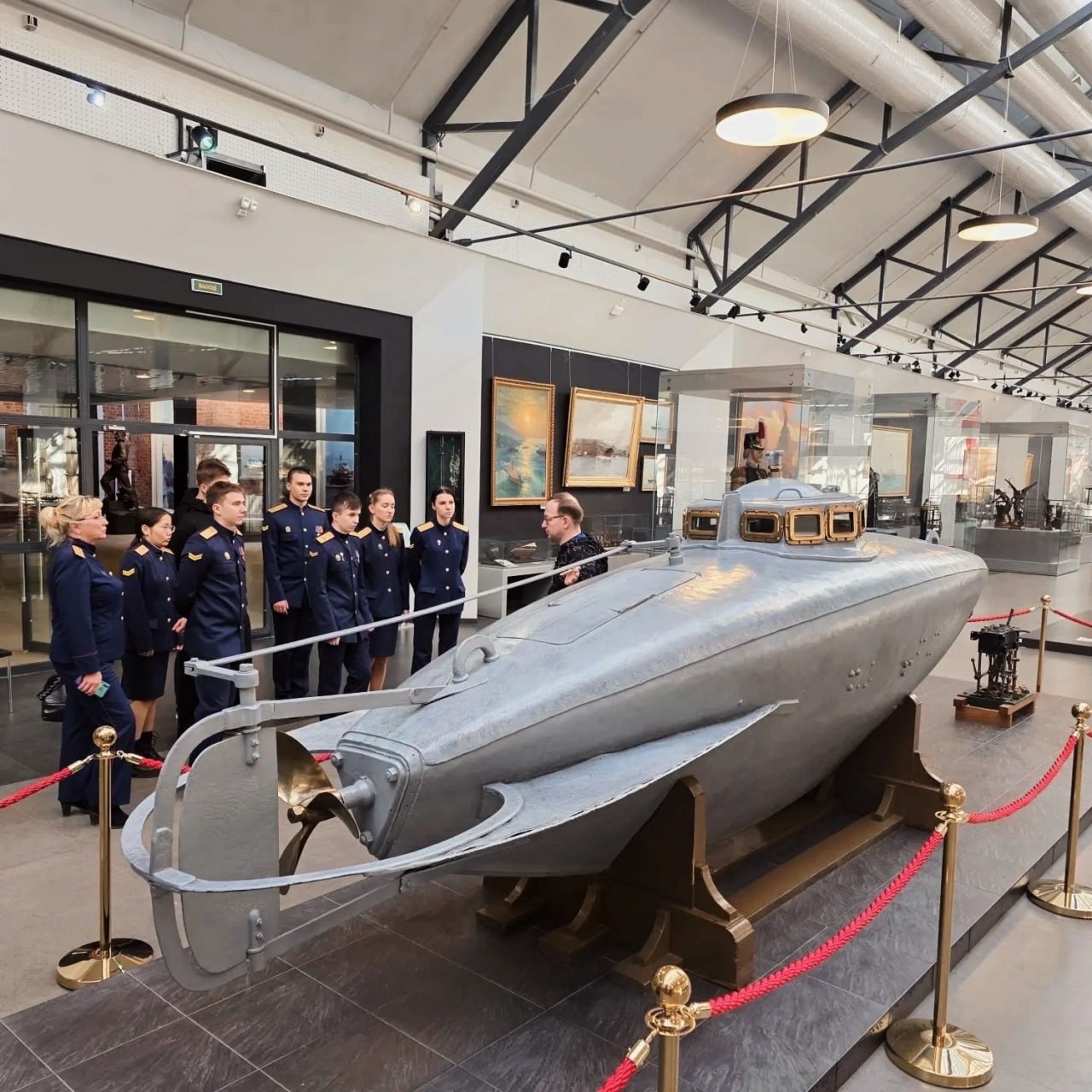 Курсанты Санкт-Петербургской академии СК России почтили память героев петровской эпохи и Великой Отечественной войны Курсанты Санкт-Петербургской академии СК России почтили память героев петровской эпохи и Великой Отечественной войны