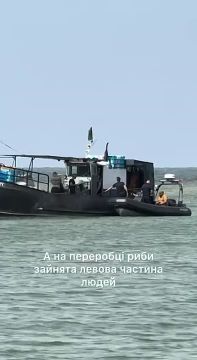 Людоловы пересели на лодки