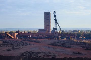 Как блокада портов добила заводы Украины и гривну?