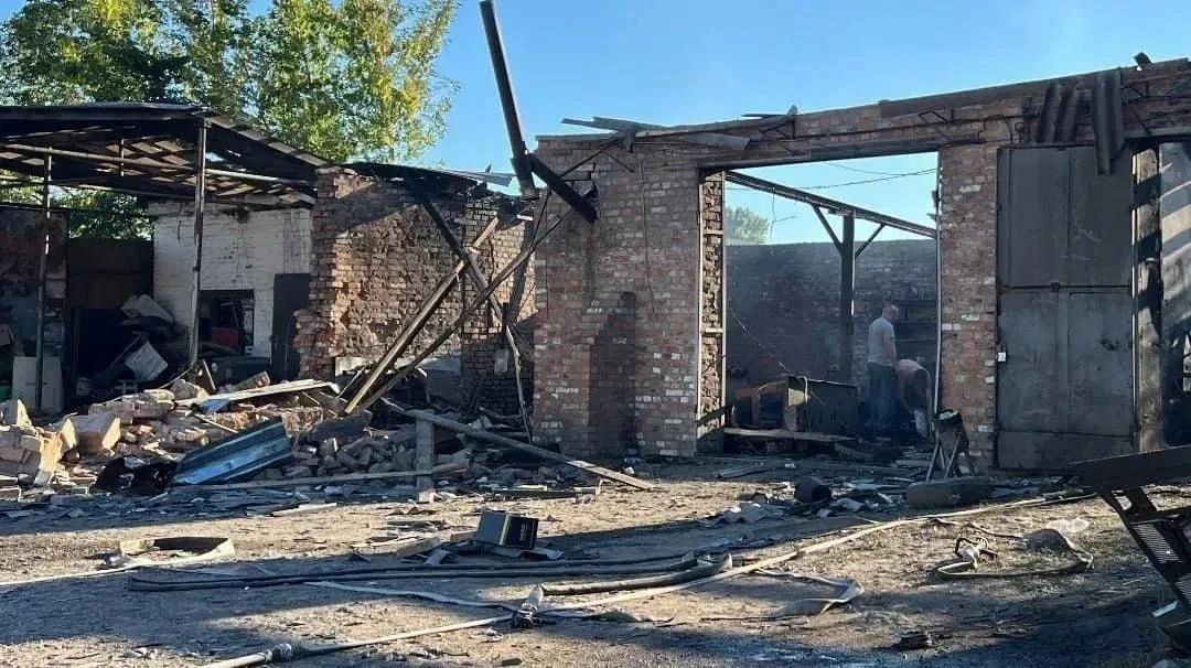 WarGonzo: ВС РФ нанесли серию ударов по военной инфраструктуре и логистике ВСУ WarGonzo: ВС РФ нанесли серию ударов по военной инфраструктуре и логистике ВСУ