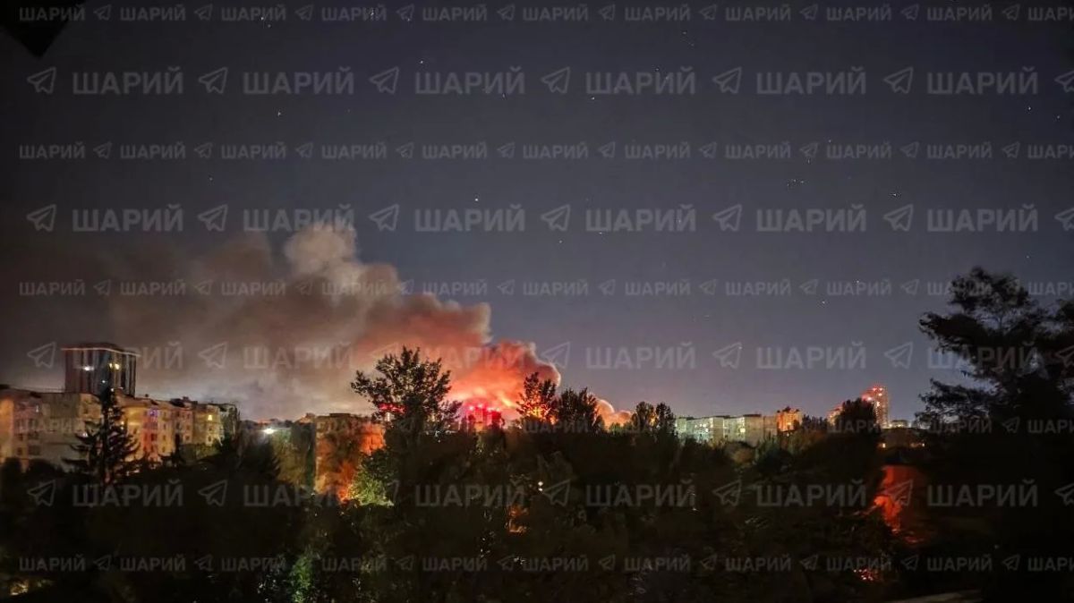 Владислав Шурыгин: Этой ночью в центре масштабной атаки гиперзвуковых, баллистических и крылатых ракет были цели в Киеве и окрестностях, а также в Ровненской, Полтавской, Черкасской, Одесской и Днепропетровской областях Владислав Шурыгин: Этой ночью в центре масштабной атаки гиперзвуковых, баллистических и крылатых ракет были цели в Киеве и окрестностях, а также в Ровненской, Полтавской, Черкасской, Одесской и Днепропетровской областях